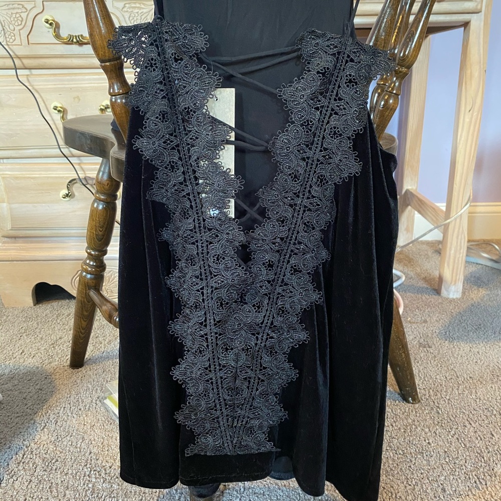 Black velvet top